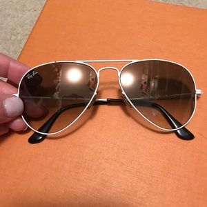 Authentic Ray-Ban classic aviator sunglasses